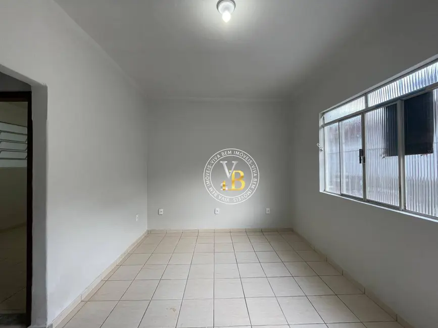 Casa com 3 quartos para alugar, 90m2 em Paineiras, Juiz De Fora - MG - imagem 3 Foto 3 de Casa com 3 quartos para alugar, 90m2 em Paineiras, Juiz De Fora - MG