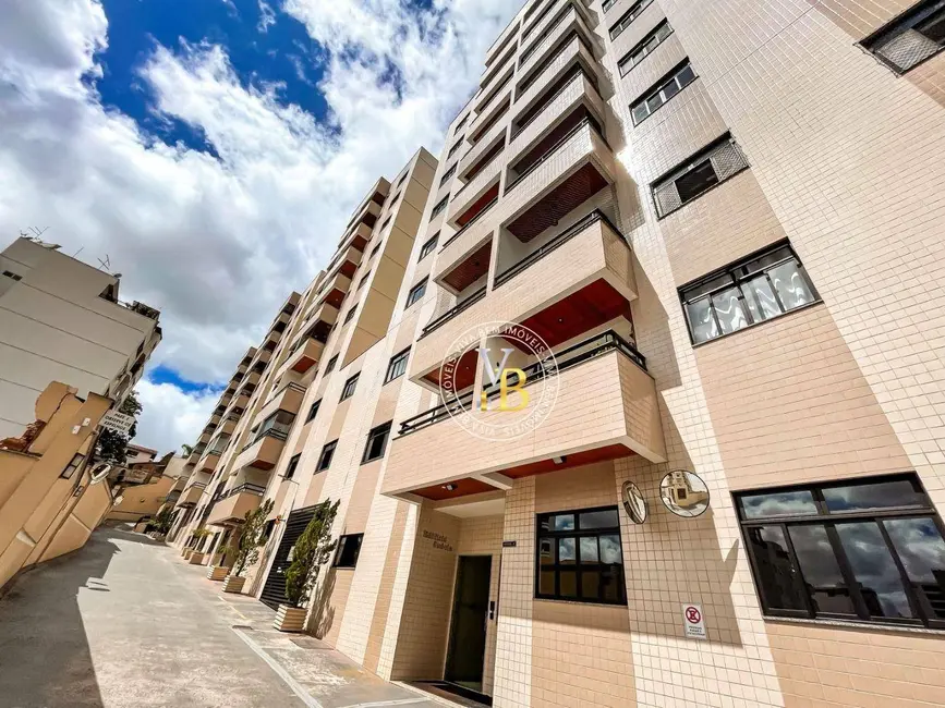 Foto 2 de Apartamento com 1 quarto para alugar, 62m2 em Granbery, Juiz De Fora - MG