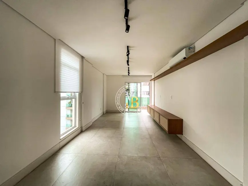 Apartamento com 4 quartos à venda, 200m2 em Centro, Juiz De Fora - MG - imagem 3 Foto 3 de Apartamento com 4 quartos à venda, 200m2 em Centro, Juiz De Fora - MG
