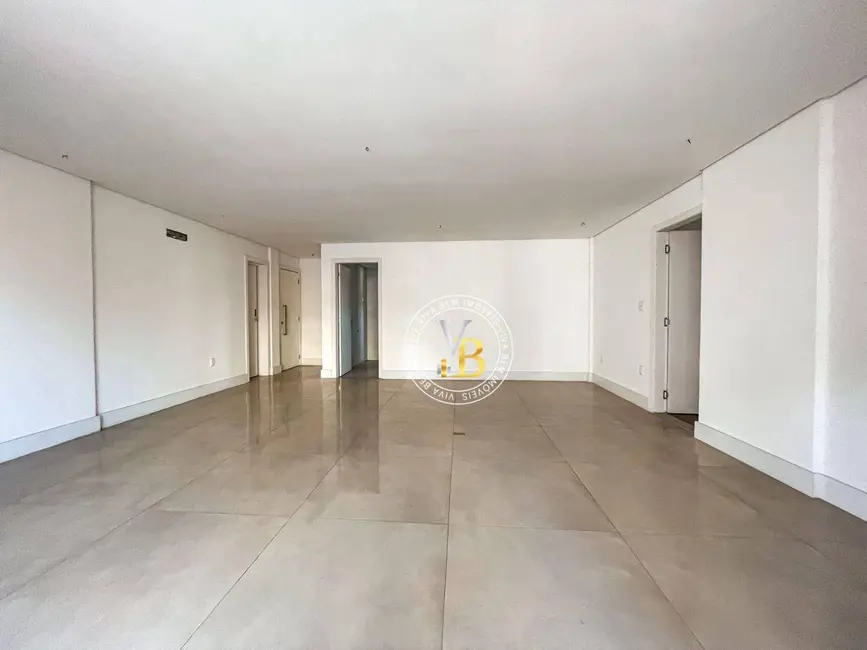 Apartamento com 4 quartos à venda, 170m2 em Granbery, Juiz De Fora - MG - imagem 6 Foto 6 de Apartamento com 4 quartos à venda, 170m2 em Granbery, Juiz De Fora - MG