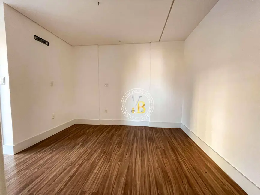 Apartamento com 4 quartos à venda, 170m2 em Granbery, Juiz De Fora - MG - imagem 9 Foto 9 de Apartamento com 4 quartos à venda, 170m2 em Granbery, Juiz De Fora - MG