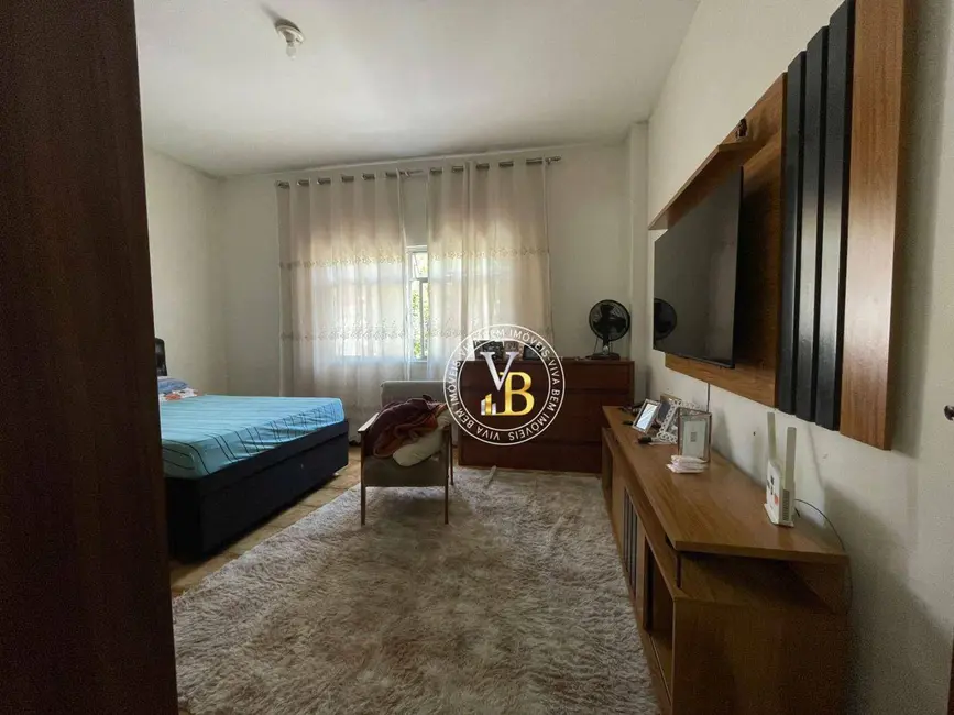 Foto 5 de Casa com 5 quartos à venda, 300m2 em Santa Luzia, Juiz De Fora - MG