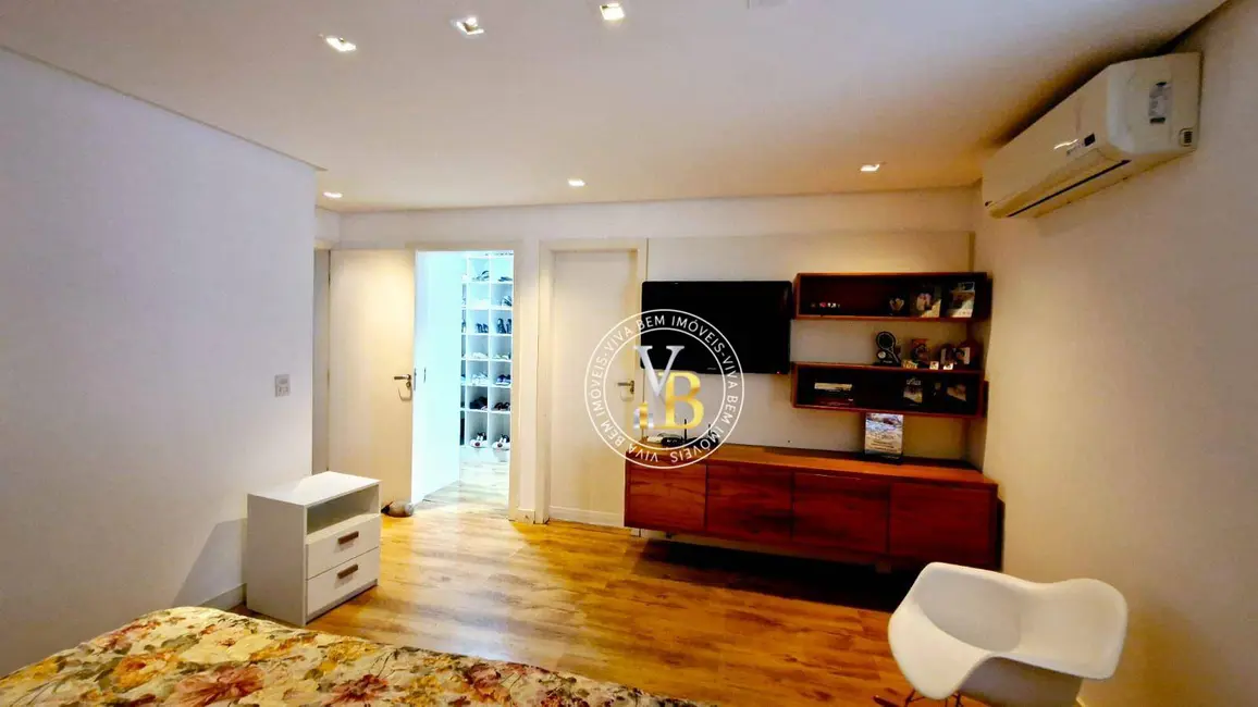 Foto 3 de Casa com 3 quartos à venda, 390m2 em Granbery, Juiz De Fora - MG