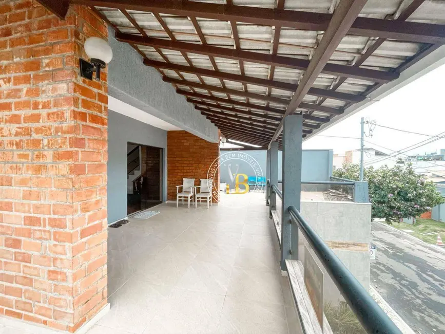 Casa de Condomínio com 4 quartos à venda, 390m2 em São Pedro, Juiz De Fora - MG - imagem 3 Foto 3 de Casa de Condomínio com 4 quartos à venda, 390m2 em São Pedro, Juiz De Fora - MG