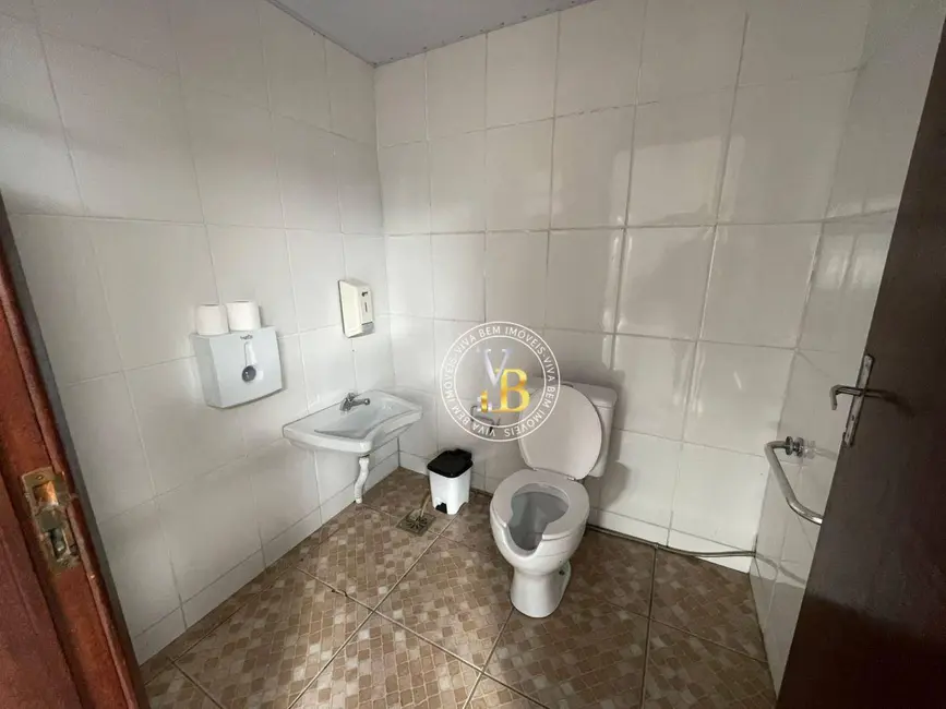 Sala Comercial à venda, 265m2 em Centro, Juiz De Fora - MG - imagem 4 Foto 4 de Sala Comercial à venda, 265m2 em Centro, Juiz De Fora - MG