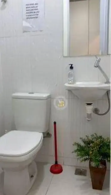 Sala Comercial para alugar, 30m2 em Centro, Juiz De Fora - MG - imagem 6 Foto 6 de Sala Comercial para alugar, 30m2 em Centro, Juiz De Fora - MG