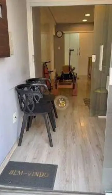 Sala Comercial para alugar, 30m2 em Centro, Juiz De Fora - MG - imagem 1 Foto 1 de Sala Comercial para alugar, 30m2 em Centro, Juiz De Fora - MG