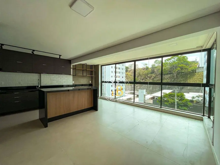 Apartamento com 3 quartos para alugar, 104m2 em Santa Luzia, Juiz De Fora - MG - imagem 8 Foto 8 de Apartamento com 3 quartos para alugar, 104m2 em Santa Luzia, Juiz De Fora - MG