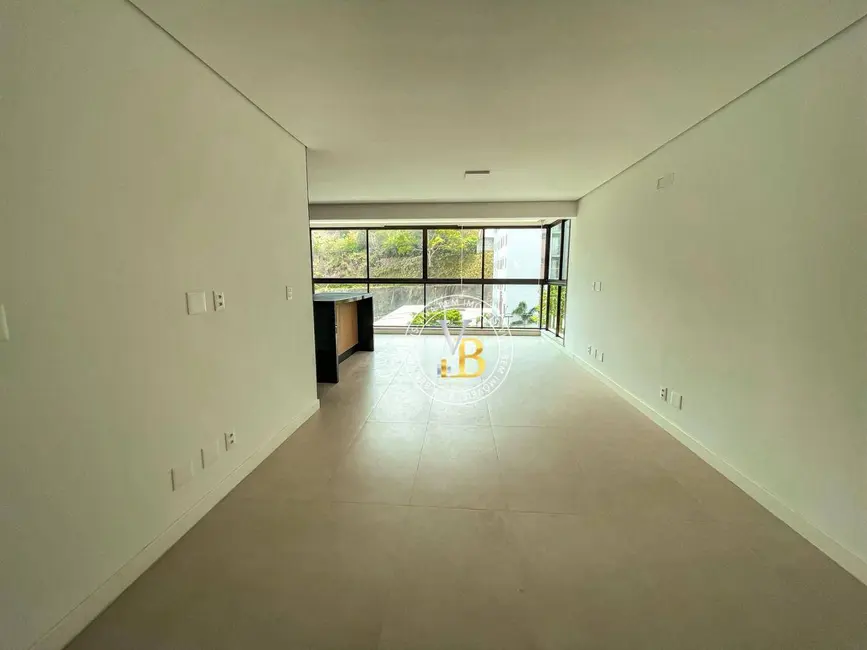 Apartamento com 3 quartos para alugar, 104m2 em Santa Luzia, Juiz De Fora - MG - imagem 2 Foto 2 de Apartamento com 3 quartos para alugar, 104m2 em Santa Luzia, Juiz De Fora - MG