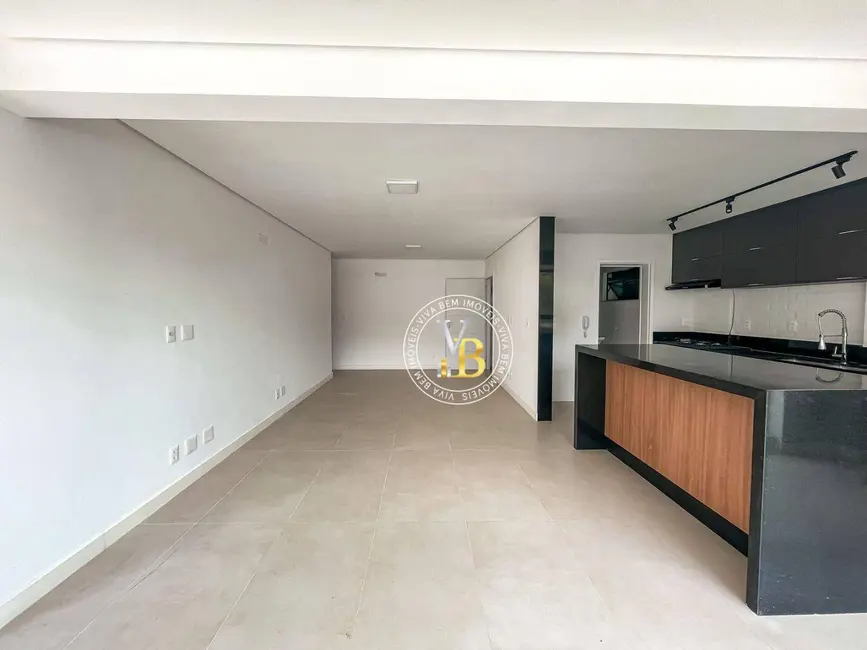 Apartamento com 3 quartos para alugar, 104m2 em Ipiranga, Juiz De Fora - MG - imagem 8 Foto 8 de Apartamento com 3 quartos para alugar, 104m2 em Ipiranga, Juiz De Fora - MG