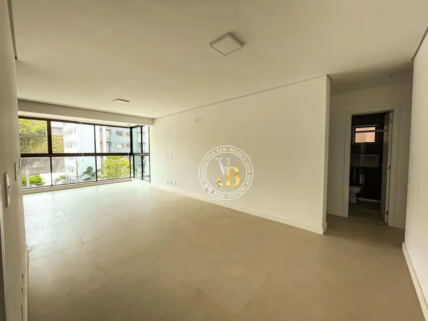 Apartamento com 3 quartos para alugar, 104m2 em Ipiranga, Juiz De Fora - MG - imagem 4 Foto 4 de Apartamento com 3 quartos para alugar, 104m2 em Ipiranga, Juiz De Fora - MG