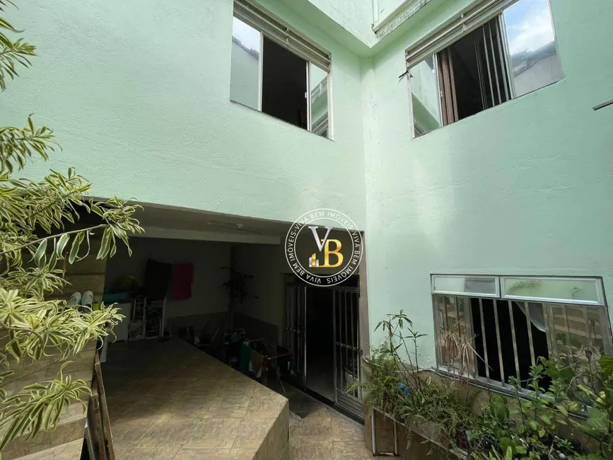 Foto 2 de Casa com 3 quartos à venda, 337m2 em Jardim Glória, Juiz De Fora - MG