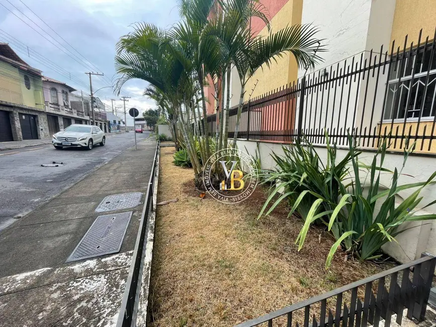 Apartamento com 2 quartos para alugar, 73m2 em Santa Helena, Juiz De Fora - MG - imagem 2 Foto 2 de Apartamento com 2 quartos para alugar, 73m2 em Santa Helena, Juiz De Fora - MG