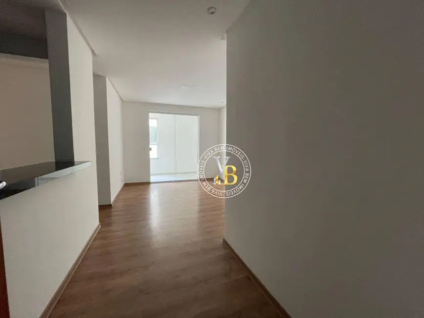Foto 2 de Apartamento com 2 quartos para alugar, 60m2 em Vivendas da Serra, Juiz De Fora - MG