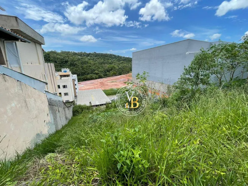 Foto 4 de Terreno / Lote à venda, 390m2 em Vivendas da Serra, Juiz De Fora - MG