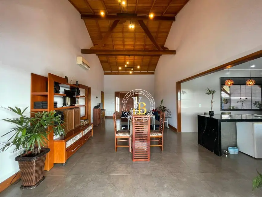 Foto 8 de Casa de Condomínio com 3 quartos à venda, 450m2 em Juiz De Fora - MG