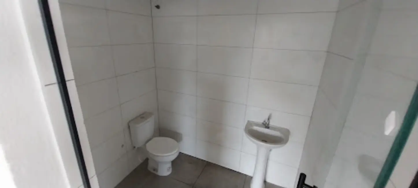 Sala Comercial para alugar, 160m2 em Ladeira, Juiz De Fora - MG - imagem 4 Foto 4 de Sala Comercial para alugar, 160m2 em Ladeira, Juiz De Fora - MG