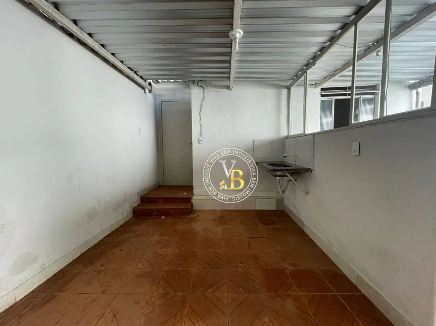 Foto 2 de Casa com 2 quartos para alugar, 80m2 em Eldorado, Juiz De Fora - MG