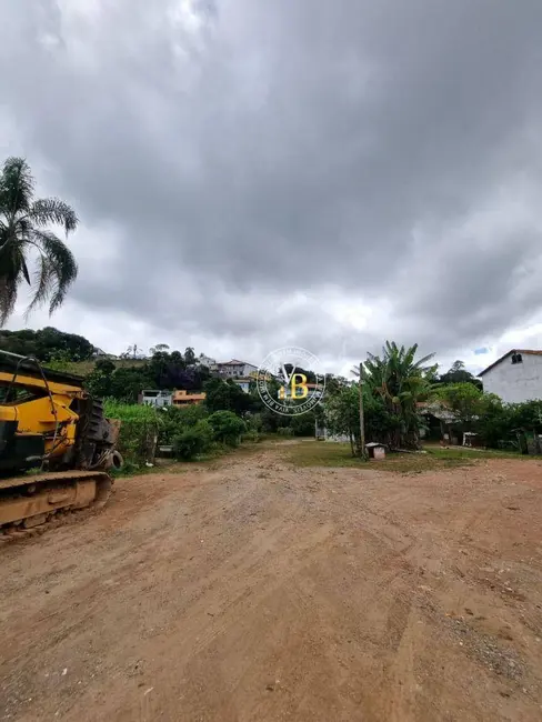 Foto 2 de Terreno / Lote à venda, 2701m2 em São Pedro, Juiz De Fora - MG