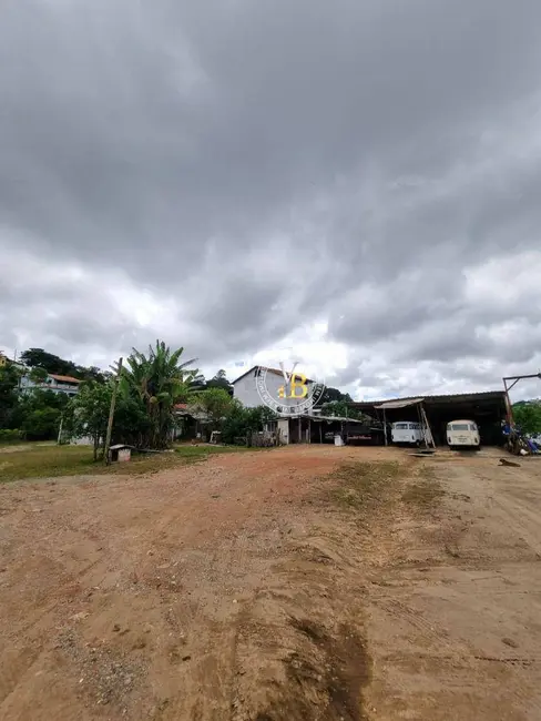 Foto 1 de Terreno / Lote à venda, 2701m2 em São Pedro, Juiz De Fora - MG