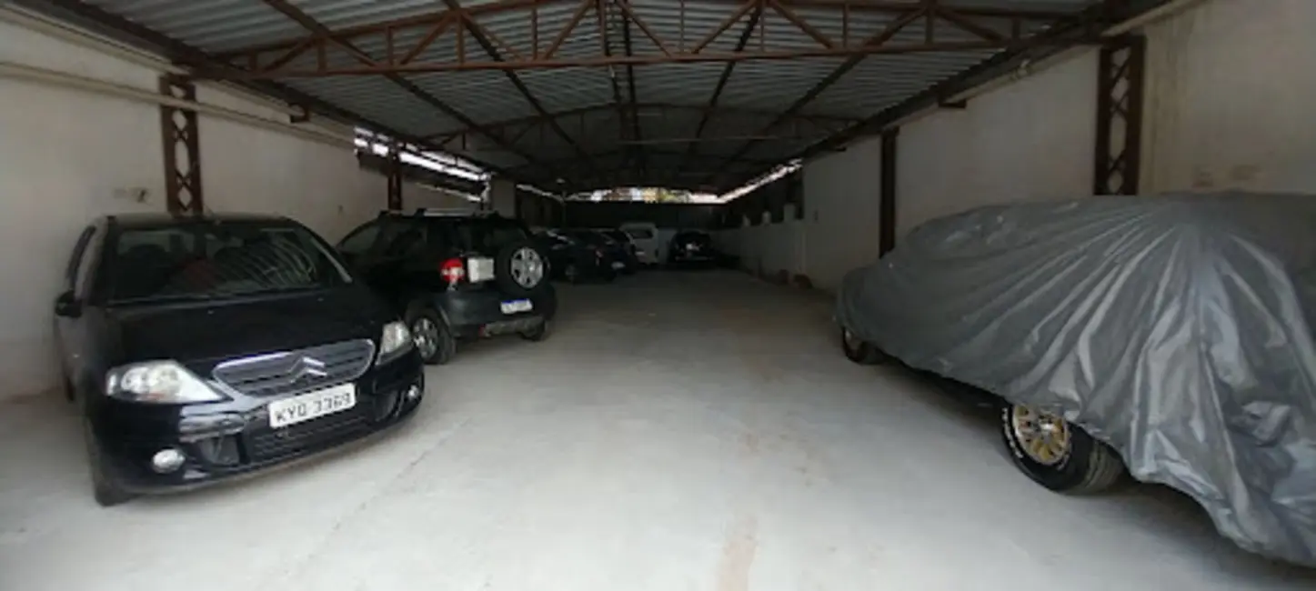 Foto 3 de Armazém / Galpão à venda, 260m2 em Democrata, Juiz De Fora - MG