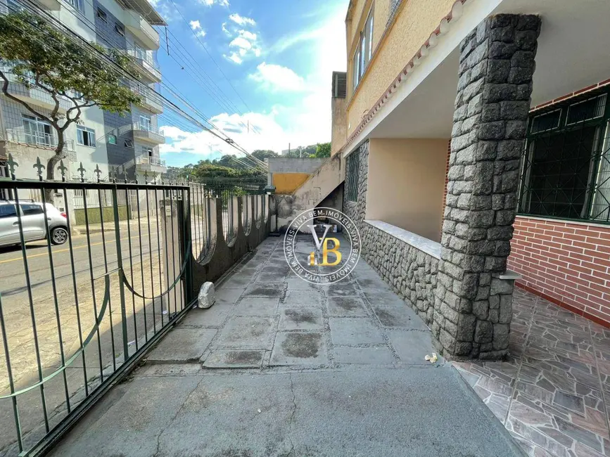 Foto 3 de Casa com 5 quartos à venda, 288m2 em Lourdes, Juiz De Fora - MG