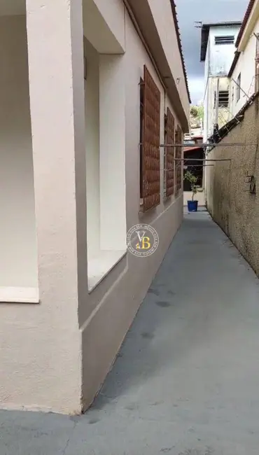 Foto 2 de Casa com 3 quartos à venda, 360m2 em Santa Cruz, Juiz De Fora - MG