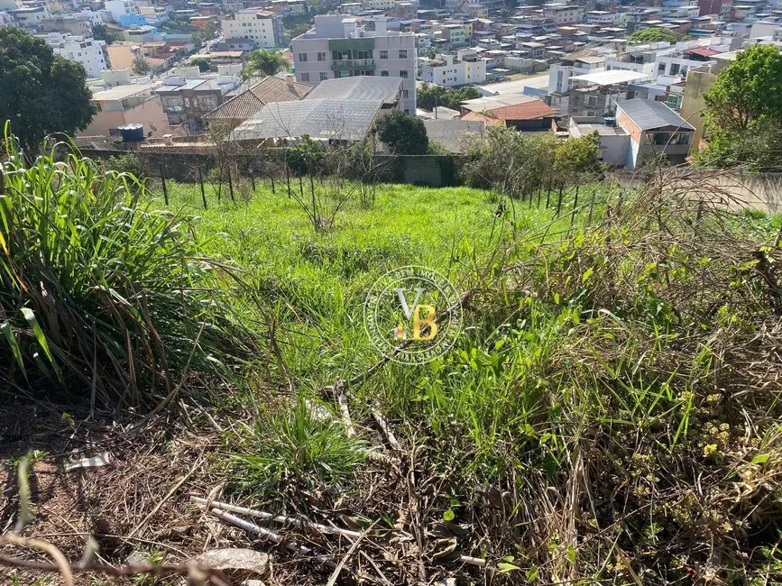 Foto 2 de Terreno / Lote à venda, 380m2 em Santa Isabel, Juiz De Fora - MG