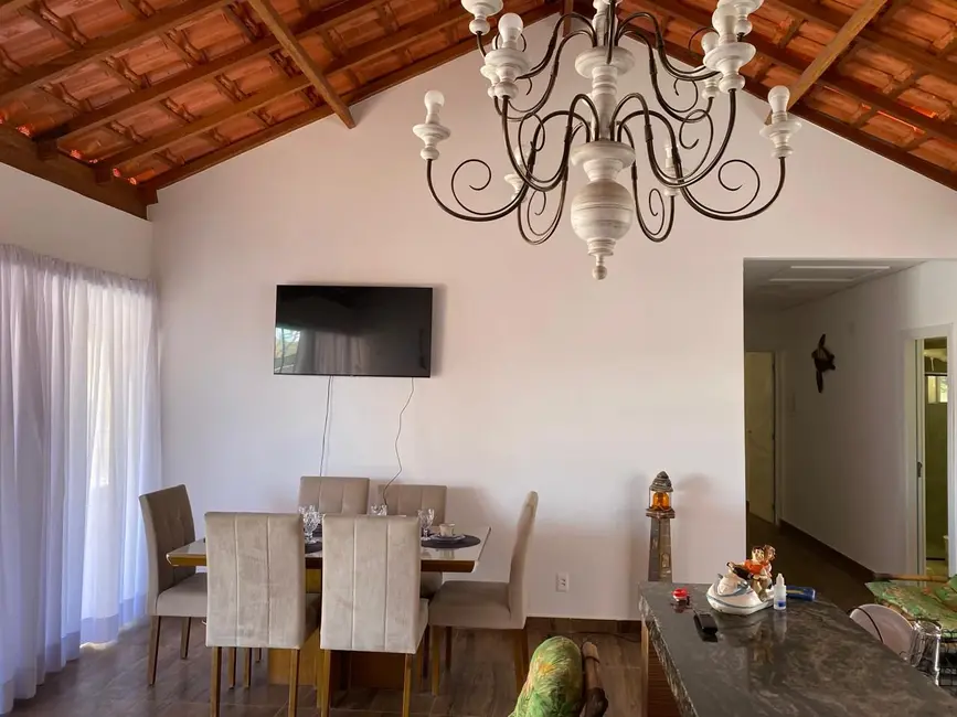 Foto 2 de Chácara com 2 quartos à venda, 3000m2 em Juiz De Fora - MG
