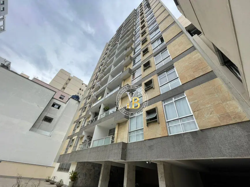 Apartamento com 3 quartos à venda, 119m2 em Centro, Juiz De Fora - MG - imagem 3 Foto 3 de Apartamento com 3 quartos à venda, 119m2 em Centro, Juiz De Fora - MG