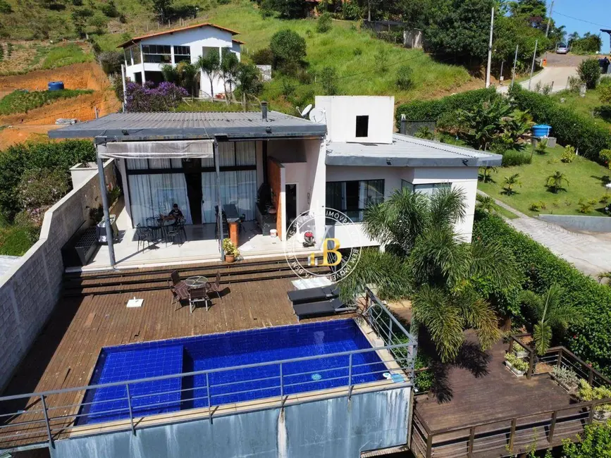 Foto 4 de Chácara com 5 quartos à venda, 1200m2 em Salvaterra, Juiz De Fora - MG