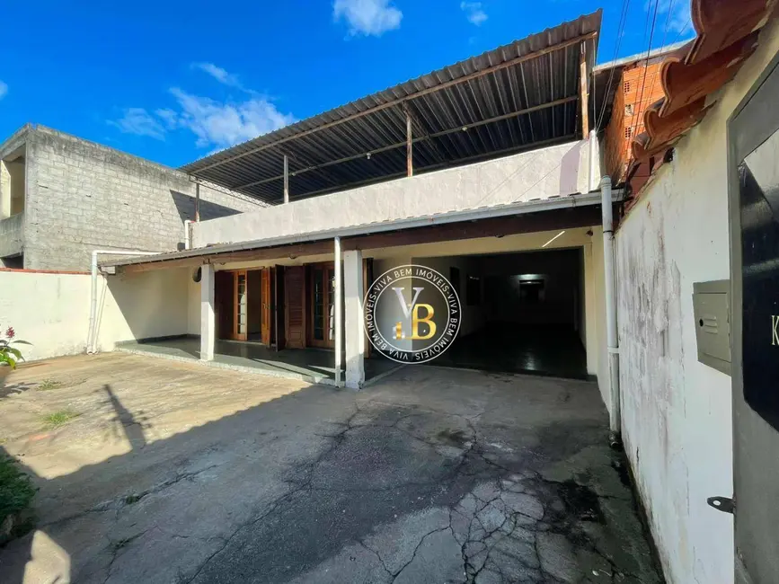 Foto 2 de Casa com 3 quartos à venda, 77m2 em Barbosa Lage, Juiz De Fora - MG