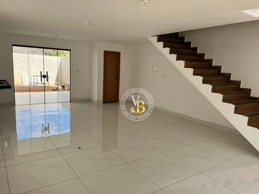 Foto 3 de Casa com 3 quartos à venda, 142m2 em Nova Era, Juiz De Fora - MG