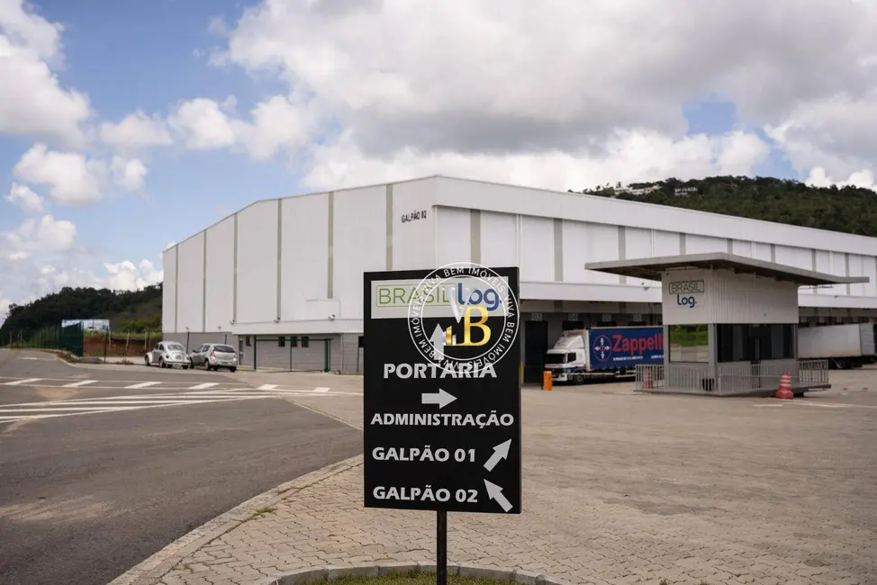 Armazém / Galpão para alugar, 7860m2 em São Pedro, Juiz De Fora - MG - imagem 4 Foto 4 de Armazém / Galpão para alugar, 7860m2 em São Pedro, Juiz De Fora - MG