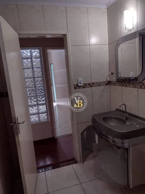 Casa com 3 quartos para alugar, 100m2 em Costa Carvalho, Juiz De Fora - MG - imagem 4 Foto 4 de Casa com 3 quartos para alugar, 100m2 em Costa Carvalho, Juiz De Fora - MG