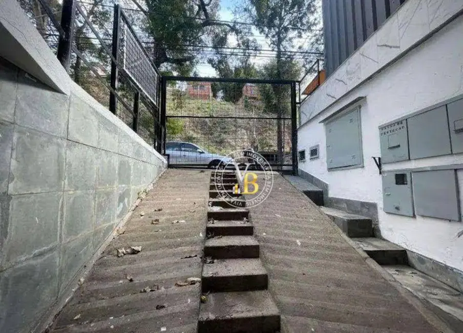 Foto 3 de Loja para alugar, 180m2 em Teixeiras, Juiz De Fora - MG