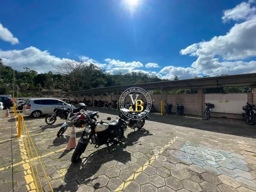 Cobertura com 2 quartos para alugar, 88m2 em Nova Califórnia, Juiz De Fora - MG - imagem 4 Foto 4 de Cobertura com 2 quartos para alugar, 88m2 em Nova Califórnia, Juiz De Fora - MG