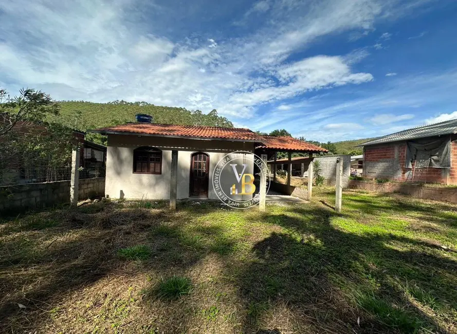 Chácara com 2 quartos à venda, 1500m2 em Igrejinha, Juiz De Fora - MG - imagem 2 Foto 2 de Chácara com 2 quartos à venda, 1500m2 em Igrejinha, Juiz De Fora - MG