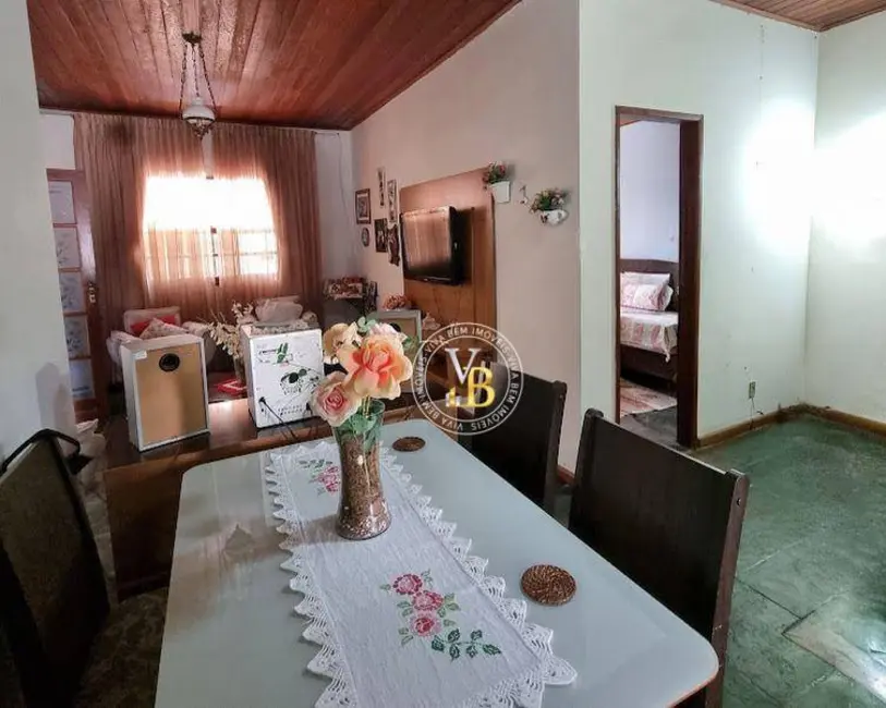 Foto 9 de Casa com 4 quartos à venda, 250m2 em Teixeiras, Juiz De Fora - MG