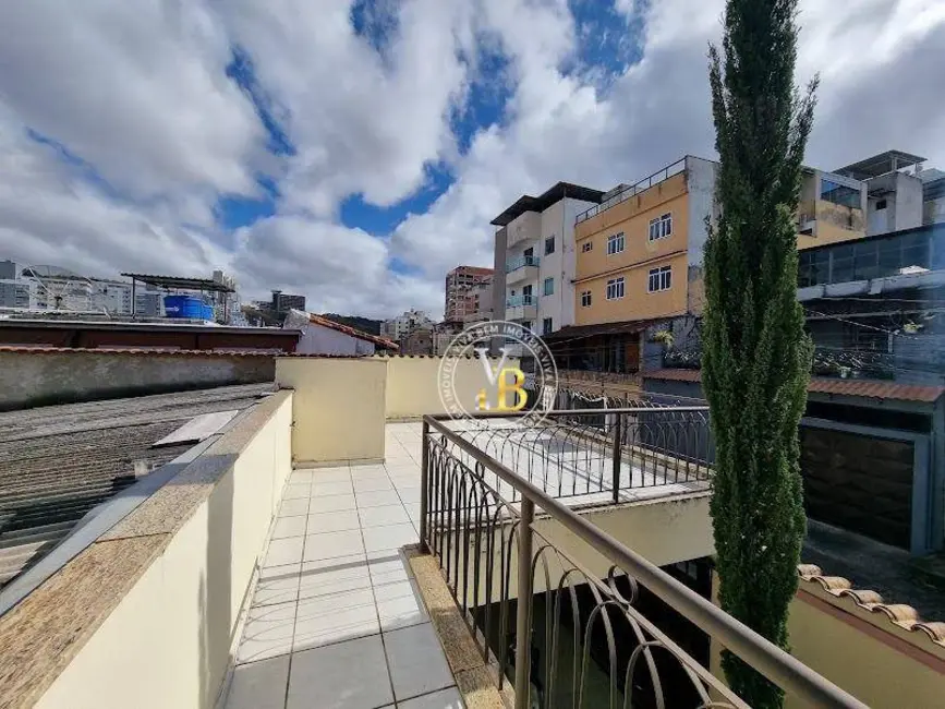 Foto 6 de Casa com 4 quartos à venda, 250m2 em Teixeiras, Juiz De Fora - MG