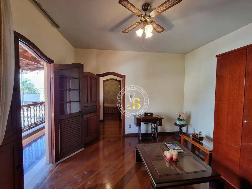 Foto 5 de Casa com 6 quartos à venda, 720m2 em São Mateus, Juiz De Fora - MG