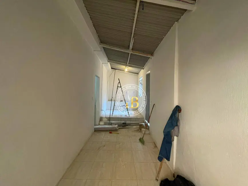 Casa com 2 quartos à venda, 250m2 em Jardim Natal, Juiz De Fora - MG - imagem 2 Foto 2 de Casa com 2 quartos à venda, 250m2 em Jardim Natal, Juiz De Fora - MG