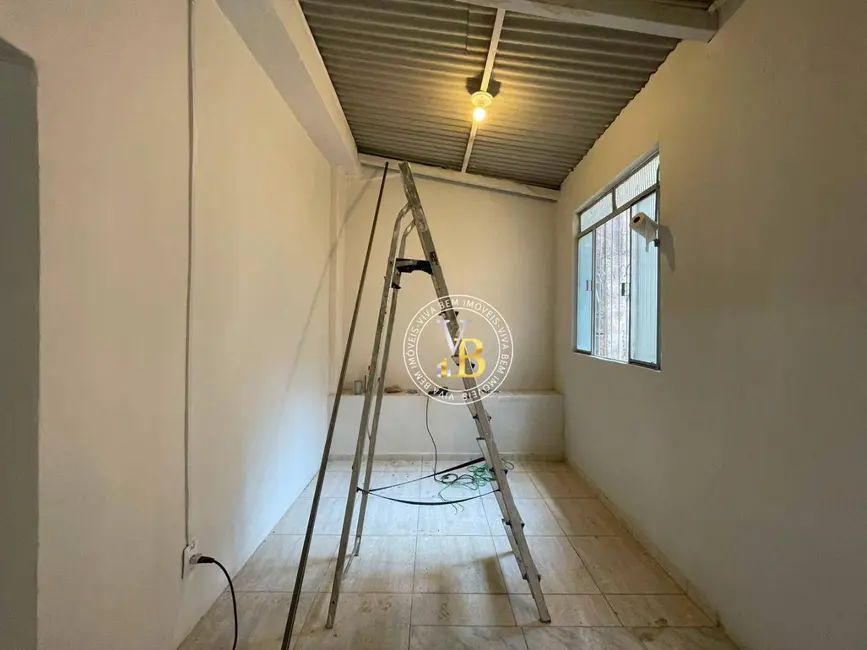 Casa com 2 quartos à venda, 250m2 em Jardim Natal, Juiz De Fora - MG - imagem 4 Foto 4 de Casa com 2 quartos à venda, 250m2 em Jardim Natal, Juiz De Fora - MG
