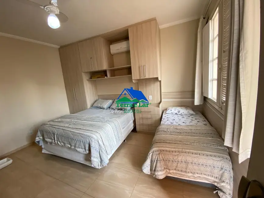 Foto 1 de Loft / Flat com 1 quarto à venda, 30m2 em Centro, Caxambu - MG