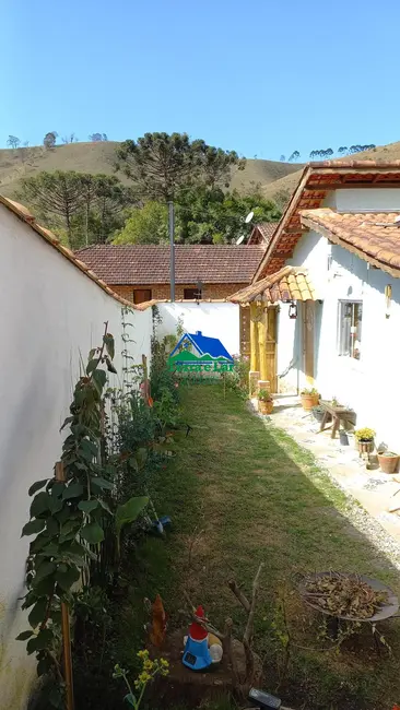 Sobrado com 2 quartos à venda, 120m2 em Centro, Bocaina De Minas - MG - imagem 4 Foto 4 de Sobrado com 2 quartos à venda, 120m2 em Centro, Bocaina De Minas - MG