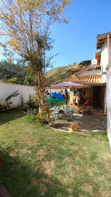 Sobrado com 2 quartos à venda, 120m2 em Centro, Bocaina De Minas - MG - imagem 5 Foto 5 de Sobrado com 2 quartos à venda, 120m2 em Centro, Bocaina De Minas - MG