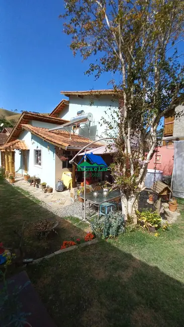 Sobrado com 2 quartos à venda, 120m2 em Centro, Bocaina De Minas - MG - imagem 6 Foto 6 de Sobrado com 2 quartos à venda, 120m2 em Centro, Bocaina De Minas - MG