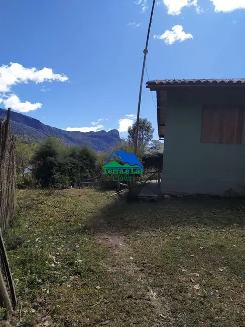 Foto 2 de Casa com 2 quartos à venda, 70m2 em Aiuruoca - MG