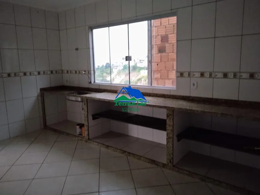 Sobrado com 3 quartos à venda, 180m2 em Sao Lourenco - MG - imagem 7 Foto 7 de Sobrado com 3 quartos à venda, 180m2 em Sao Lourenco - MG