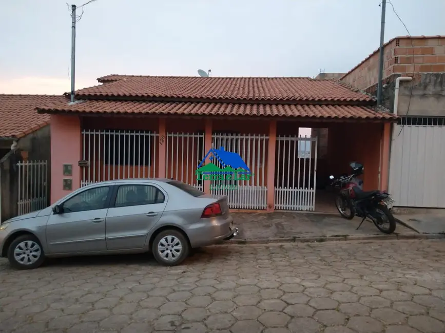 Foto 1 de Sobrado com 3 quartos à venda, 180m2 em Sao Lourenco - MG